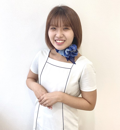 平良　菜月